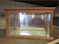 DISPLAY CASES