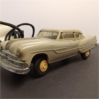 1952 PONTIAC CHIEFTAIN REMOTE TETHERED PROMO CAR
