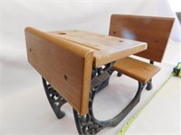 Metal/ Wood Toy Desk