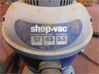 Shop Vac 12 gallon vacuum powers on