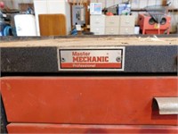 Master Mechanic rolling tool box