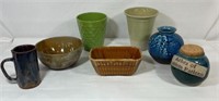 AMH3472/ Z8 Lot Of 7 Pottery Pieces Container Jar