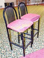 SET OF 2 RED SEAT BAR STOOLS