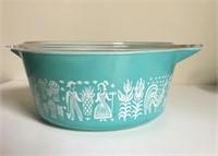 BUTTERPRINT PYREX CASSEROLE LARGE 475 B 2 1/2 QT.