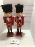 2 nutcrackers