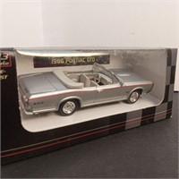 1:43 SCALE 1966 PONTIAC GTO CITY CRUISER CAR