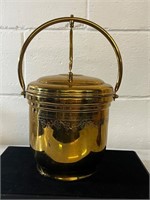 VINTAGE UNITED BRASS ICE BUCKET WITH GLASS LINER