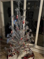 6 ft. Aluminum Christmas Tree