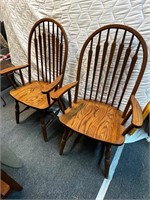 2 captain chairs