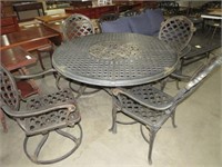 HEAVY DUTY WROUGHT IRON/METAL TABLE & 4 CHAIRS