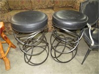 (2X) UNIQUE METAL BASED PADDED BAR STOOLS