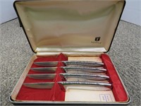 (4) Carvell Hall Stainless Knives