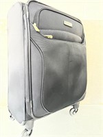 Samsonite rolling luggage carry on