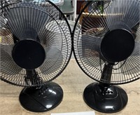 2 oscillating fans