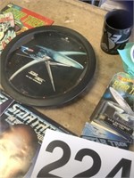 Assortment of Star Trek items - clock, magazines,