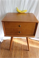 ECOFLEX Mid-Century-Style Nightstand