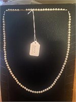 LADIES FRESHWATER PEARL NECKLACE WITH 14KT