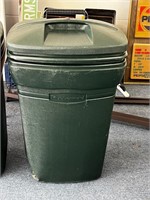 Rubbermaid garbage can w planter