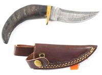 Custom Made Damascus Steel Blade Knife
