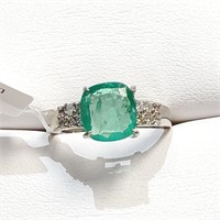 14kt White Gold Natural Emerald & Diamond Ring