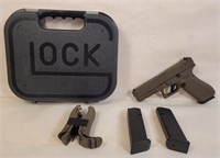 Glock G17 Gen5 Semi-Auto 9MM Pistol