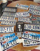 17 Texas license plates + Dallas Cowboys items