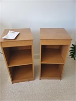 2 bookshelves Short