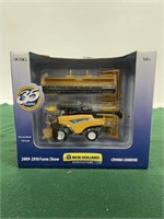 New Holland CR9080 Combine 1/64 Scale