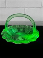 Westmoreland green glass basket, uranium vaseline