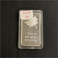 1oz of Fine Silver Maple Leaf Bar