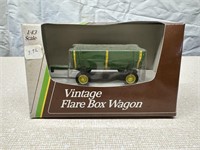 John Deere Vintage Flare Box Wagon 1/43 1992 ERTL