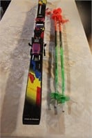ROSSSIGNOL CHILD'S SKIS AND COLT POLES