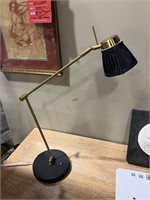 ADJUSTABLE ARM DESK LAMP