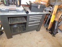 CRAFTSMAN WORKBENCH WITH VISE