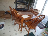 OAK DINING TABLE &  6 CHAIRS