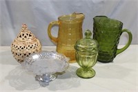 AO309 Online Only: Pottery, Glassware, Pyrex, Household Item