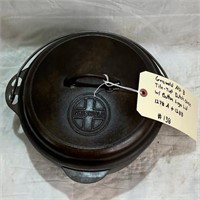 Griswold No. 8 Tite-Top Dutch Oven With Button Log