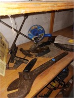 Shelf of tool's and saw blades