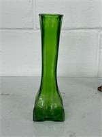 Vintage Europa 1980s Emerald Green Glass