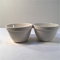 2 T G GREEN WHITE PUDDING BOWLS COOKWARE