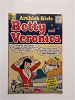 Archie's Girls Betty and Veronica #43 Vintage 1959