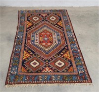 Oriental rug 41" 63"