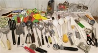 Kitchenware, cookie cutters, cheese grater,