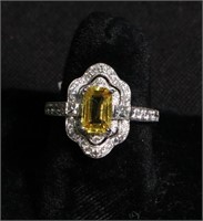 DIAMOND & YELLOW SAPPHIRE RING