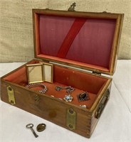 Mione jewelry box w/ lock & key & contents