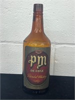 Vintage PM Deluxe Blended Whiskey Amber Bottle