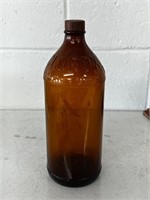 Vintage 32 ounce Clorox bottle amber color  w cap