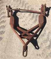 2PT HITCH FROM ALLIS CHALMERS WD