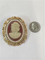 Vintage Cameo Coral White Brooch