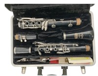 Bundy Resonite clarinet by Selmer Co. in case